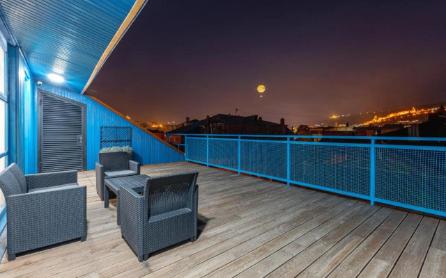 Blue Balcony Hotel