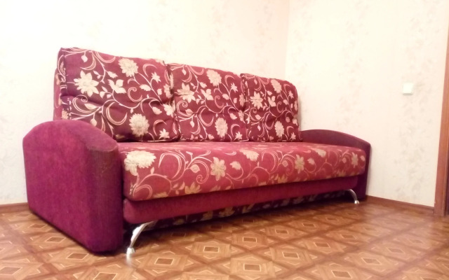 4kh Komnatnyye Na Ul Sverdlova 48 Apartments