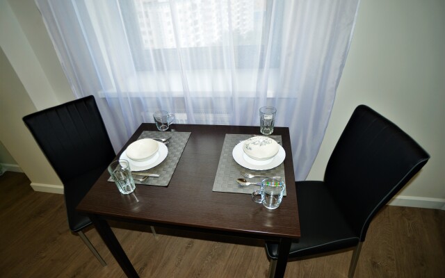 BestFlat24 White Bashnya Kit Apartments