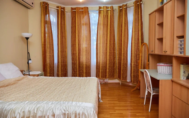 Вилла Шестикомнатная Усадьба Новознаменская