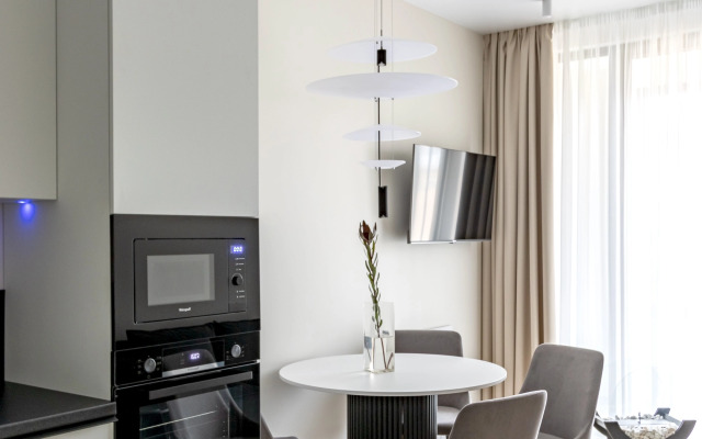 Квартира Holly на Нейшлотском Satin Home