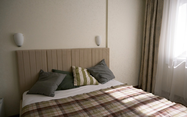 Апартаменты на Родионова