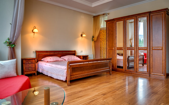 Апартаменты 4 У Приморского Парка