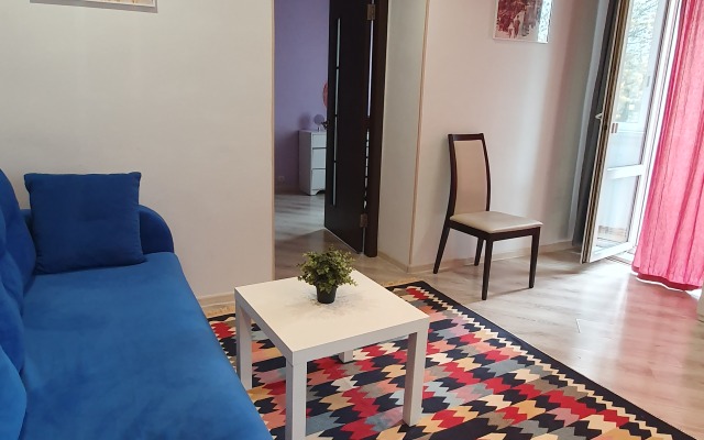 V Dmitrovskom rayone Moskvy Uyutnyy Dom Flat