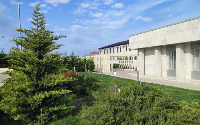 Studiya 33 Kv.M na Beregu Morya Belveder Flat