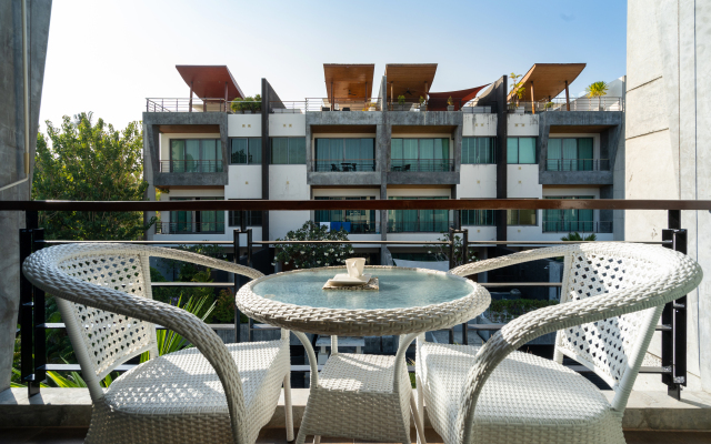 Beachfront luxury villa in Rawai Villa