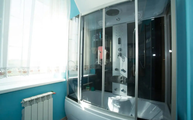 Na Poberezhye Private house