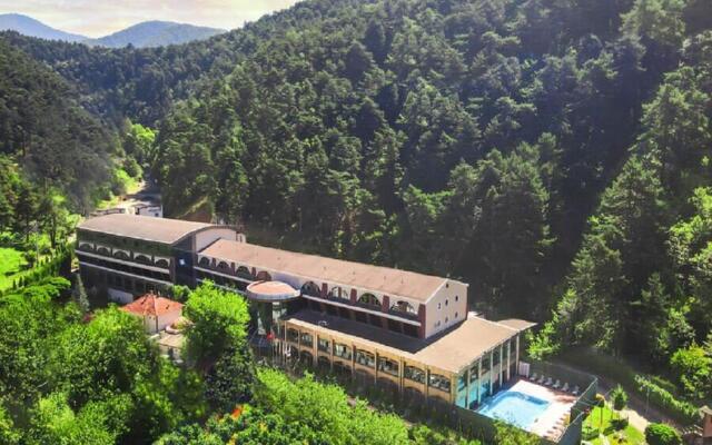 Sarot Thermal Park Hotel (Halal Hotel)