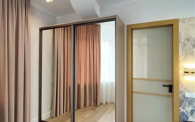 Krasivaya Stilnaya Kvartira U Morya Flat
