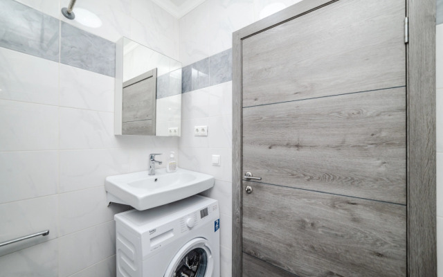 Апартаменты 8 Апартхаус на Инициативной