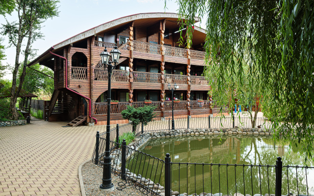 Dakhovskaya Sloboda Hotel