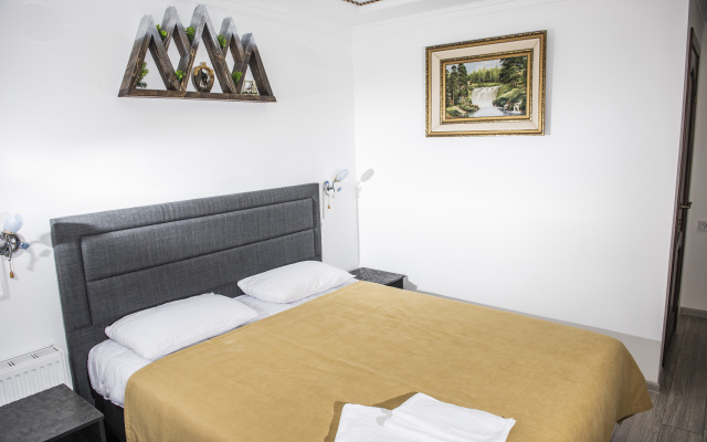 Emerald Guest House