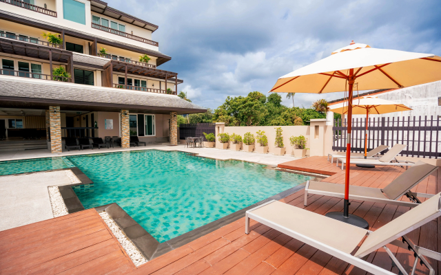 Отель Ratana Hotel Chalong