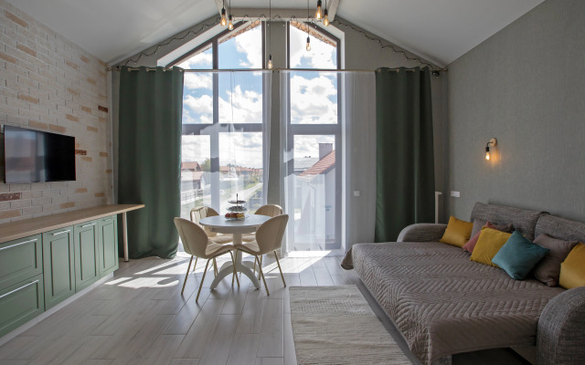 Studiya s Terrasoy Private House