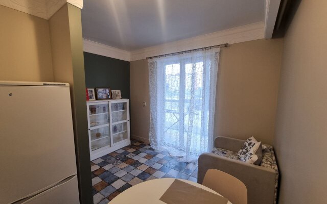 Komfortnaya Odnushka Na Lazarevskoy 9 Apartments
