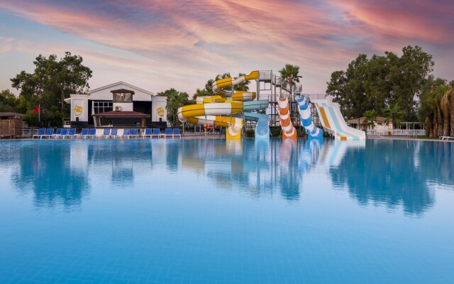 Asteria Family Resort Side Hotel