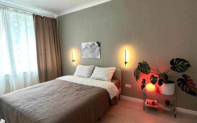 Квартира на Мирлушкина, 8