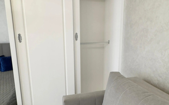 Flat U Morya Zhk grin Seyl 2