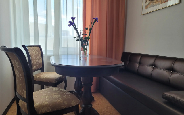 Квартира прямо у м.Стрелка ,Нижегородская Ярмарка,Стадион НН