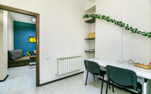 Palettes on Baku in Nizami Street Apartments