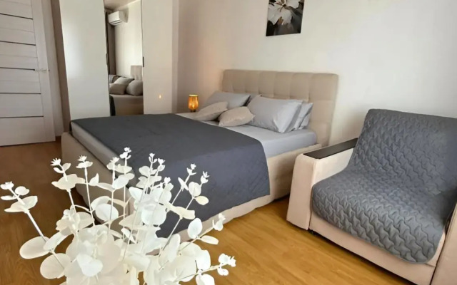 Двухкомнатная Квартира с отдельными спальнями в центре города