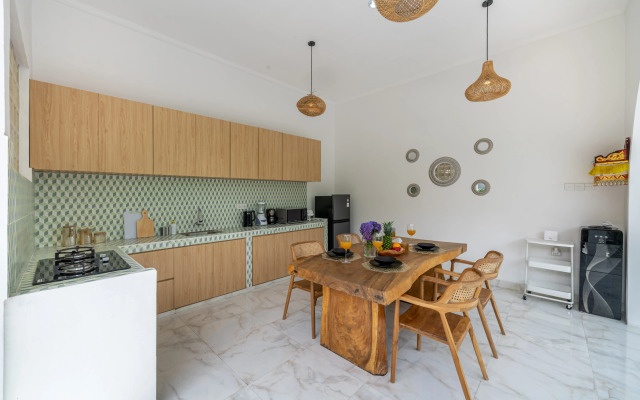 Novaya, Dostup k Plyazhu, Bolshoy Basseyn, Changu, Omm Villa
