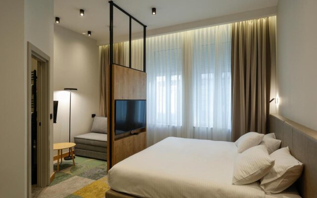 Apartment hotel Hop Inn Rooms & Suites
