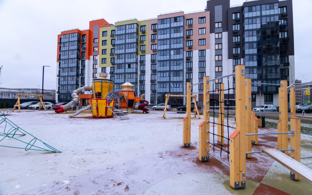 V Tikhom Rayone Na Dvoikh Apartments