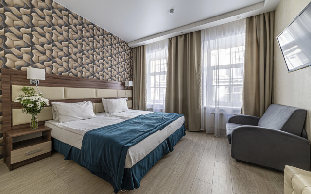 Dynasty Hotel
