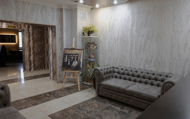 Marton Oka Hotel