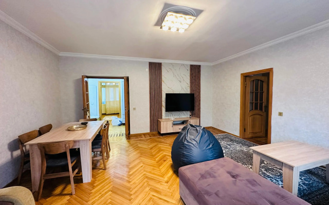 Central Park Baku Flat