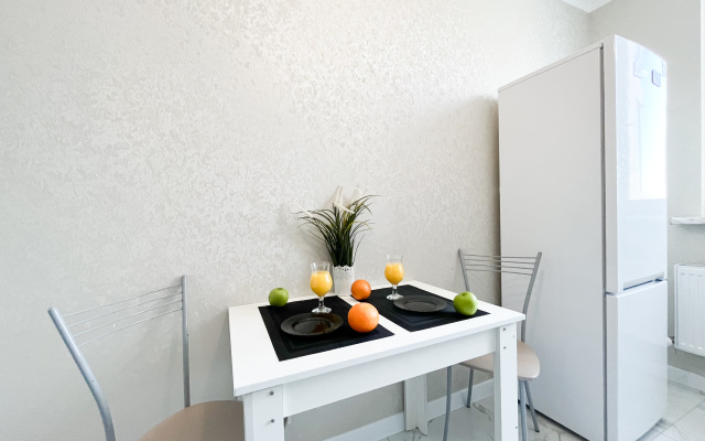 Na Ulitse Mechnikova 37 Apartments