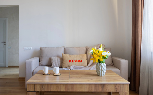 KeyGo #0026, 1 Bedroom, Next To English Park Apartments