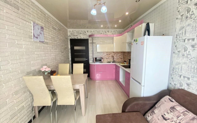 Na Ulitse Kostyushko Grigorovicha 44 Flat
