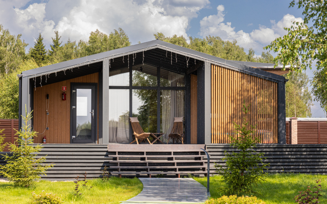 Garnet Holiday. Mir Mini-Hotel