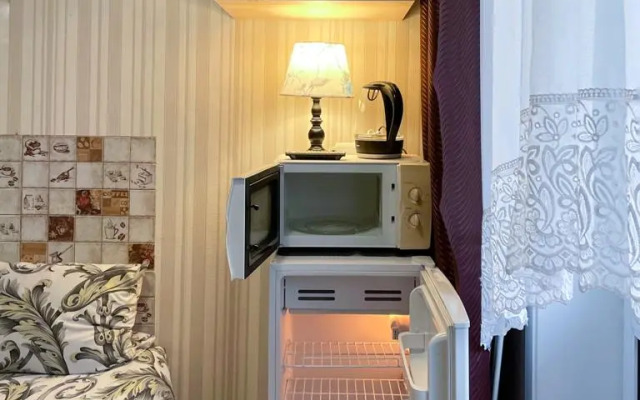 Studiya Na Yesenina S Balkonom Apartments