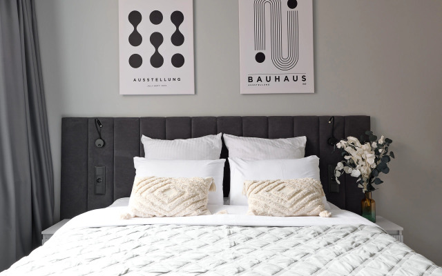 Апартаменты Студия у Метро 1301-1