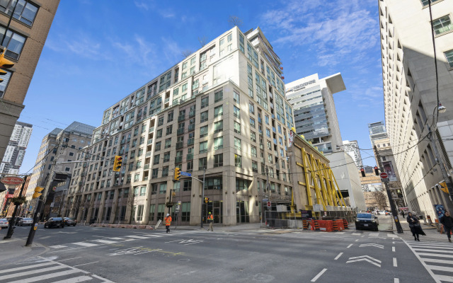 Simcoe Downtown Condos Apartment Hotel