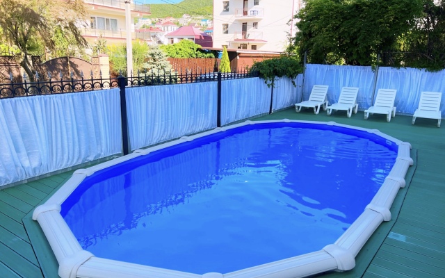 Dzhuliya Guest House