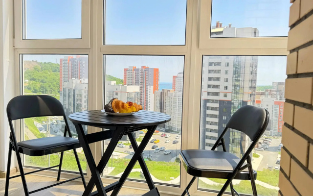 Kvartira 2-h komnatnaa Kvartira v Stile LOFT s panoramnoj lodziej