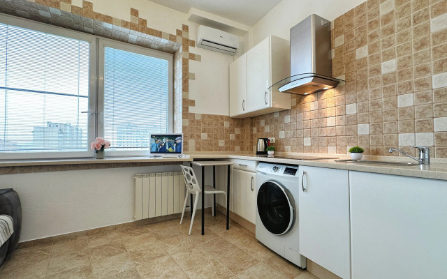 Uyutnaya studiya u metro Molodezhnaya Flat