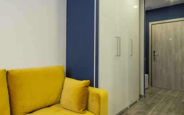 LuxApart U Metro Kupchino Apartment