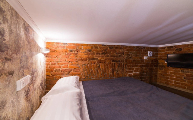 Апартаменты на Старо-Петергофском проспекте 3-5