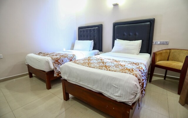 Lazaani Hotel Colombo