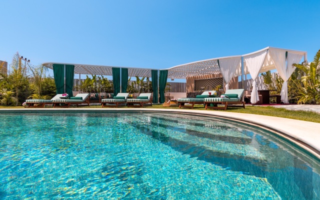 The Xon Hotel Çeşme Hotel