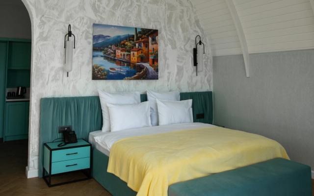 CaspiMayr Retreat Beach Resort