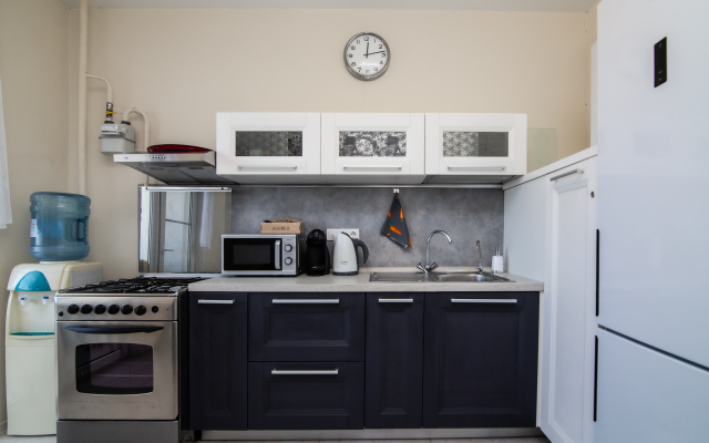 1-Komnatnaya Kvartira Dlya 5 Gostey Na Surikova Flat