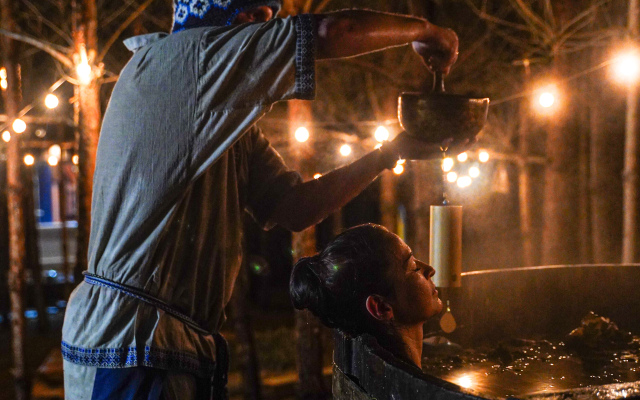 Частный Дом О, Дни в Лесу