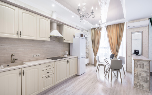 Апартаменты Bolshoi by Roomers 544