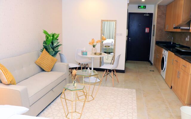 Cosmos Living - Goldcrest Views1 Apartments